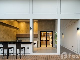 For sale 5 bed villa in Mueang Chiang Mai, Chiang Mai