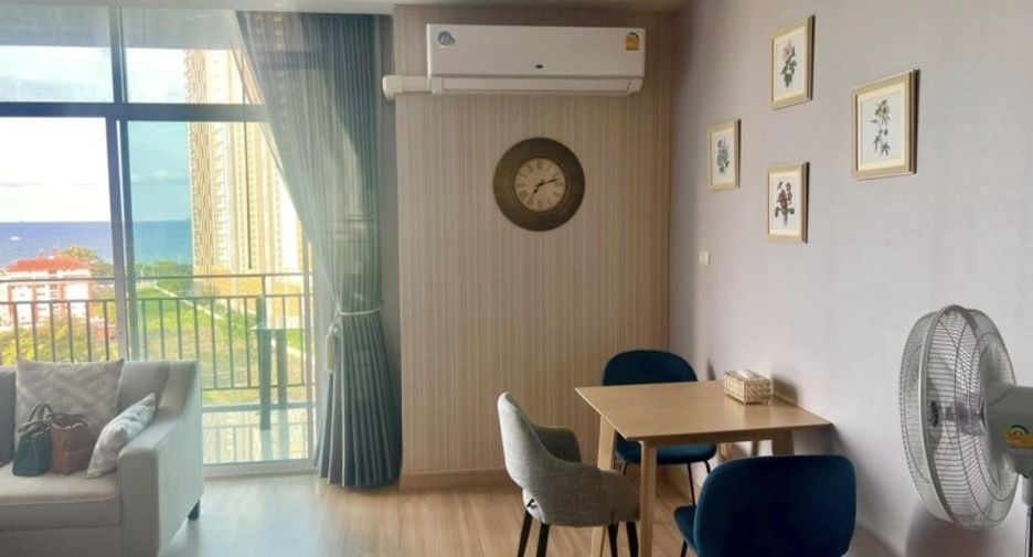 For sale 2 bedrooms condo in Jomtien, Pattaya