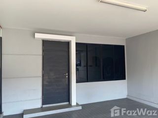 For sale 4 bed townhouse in Lat Phrao, Bangkok
