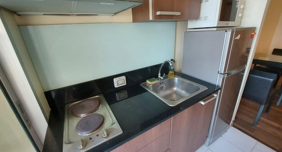 For rent 2 bed condo in Ratchathewi, Bangkok