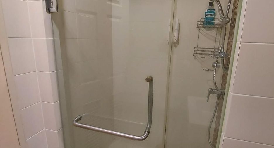 For rent 2 bed condo in Ratchathewi, Bangkok