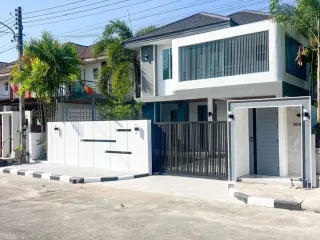 For sale 4 bed house in Mueang Phuket, Phuket