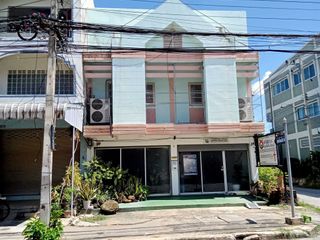 For sale 3 bed townhouse in Mueang Chaiyaphum, Chaiyaphum
