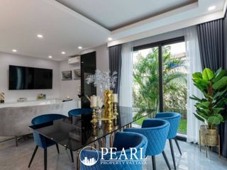 For sale 5 Beds villa in Bang Lamung, Chonburi