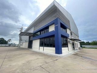 For sale warehouse in Si Racha, Chonburi