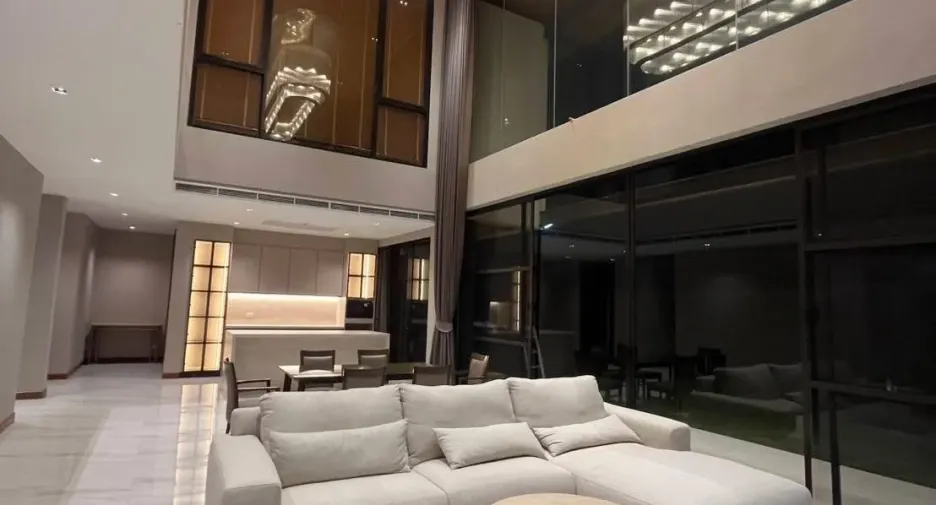 Haus zur Miete mit 5 Zimmer in Bang Phli, Samut Prakan