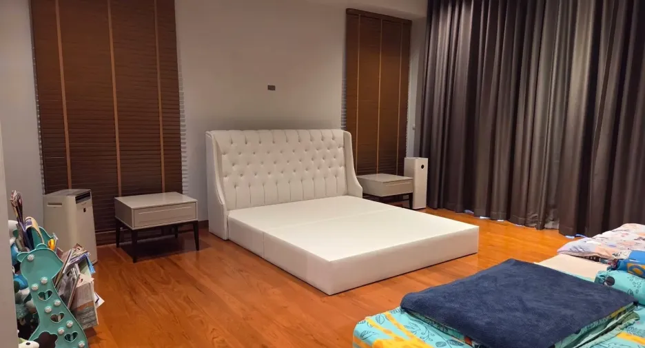 Haus zur Miete mit 5 Zimmer in Bang Phli, Samut Prakan