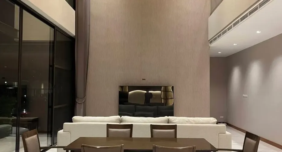 Haus zur Miete mit 5 Zimmer in Bang Phli, Samut Prakan