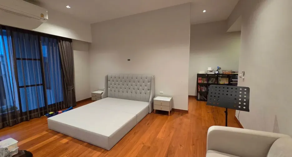 Haus zur Miete mit 5 Zimmer in Bang Phli, Samut Prakan