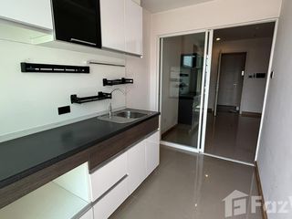For sale 1 Beds condo in Huai Khwang, Bangkok