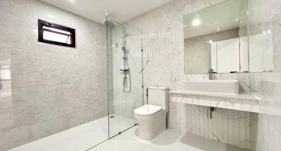For sale 4 bed house in Don Mueang, Bangkok