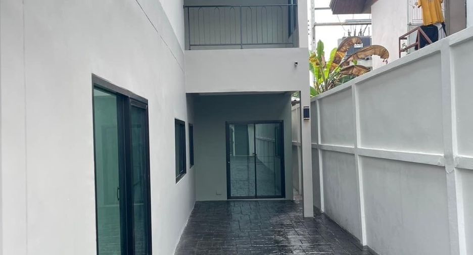 For sale 4 bed house in Don Mueang, Bangkok