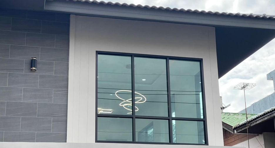 For sale 4 bed house in Don Mueang, Bangkok
