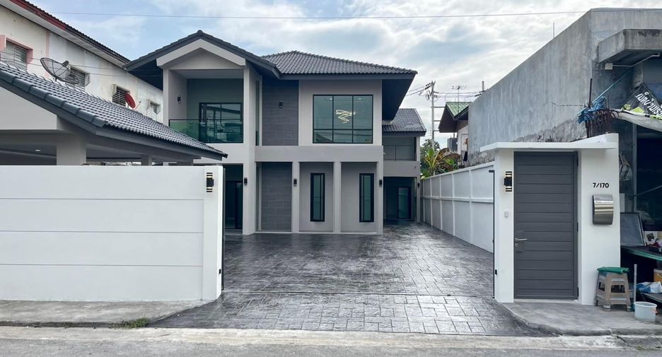 For sale 4 bed house in Don Mueang, Bangkok