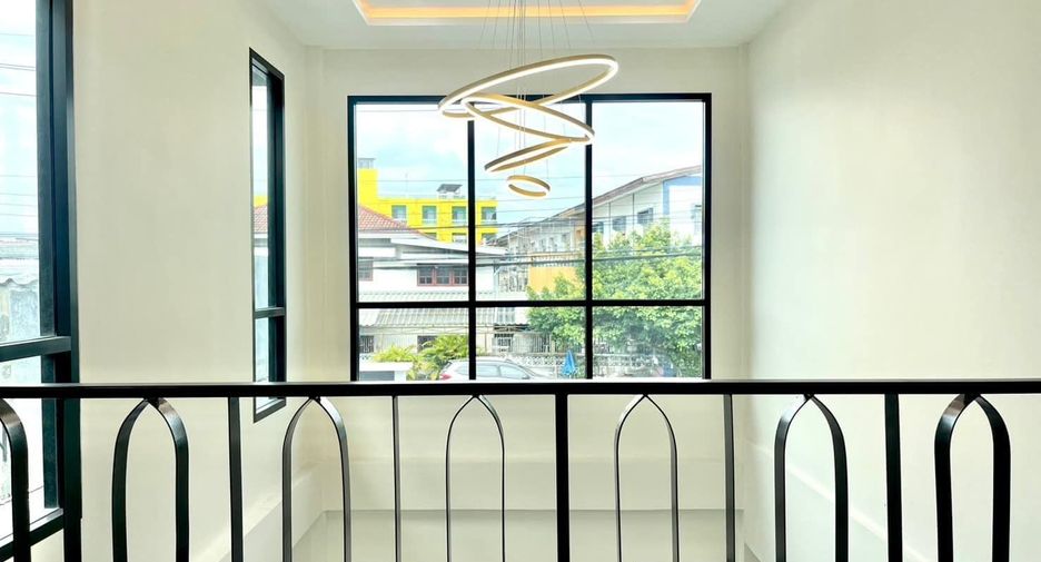For sale 4 bed house in Don Mueang, Bangkok