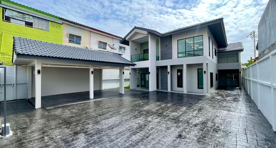 For sale 4 bed house in Don Mueang, Bangkok