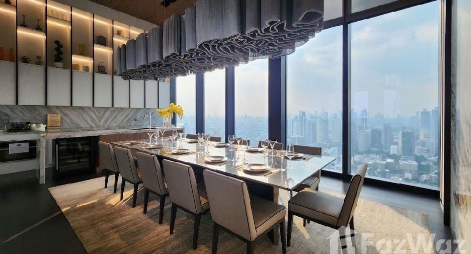 For rent 2 bed condo in Khlong Toei, Bangkok