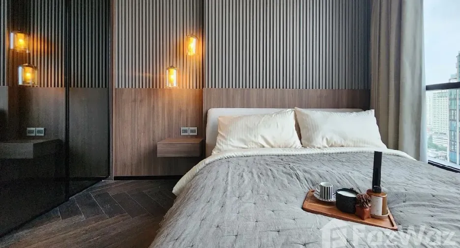For rent 2 bed condo in Khlong Toei, Bangkok