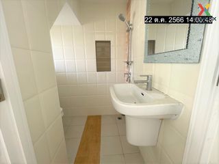 For sale 3 bed townhouse in Mueang Samut Sakhon, Samut Sakhon