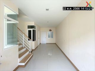 For sale 3 bed townhouse in Mueang Samut Sakhon, Samut Sakhon