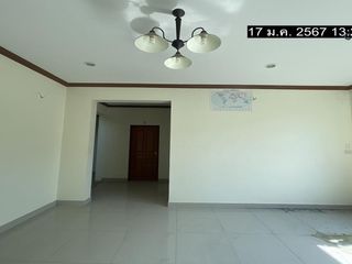 For sale 3 bed townhouse in Mueang Samut Sakhon, Samut Sakhon