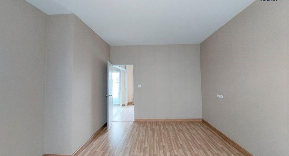 For sale 4 Beds townhouse in Mueang Nonthaburi, Nonthaburi