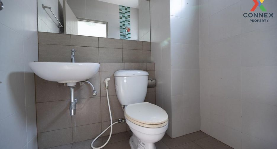 For sale 3 Beds townhouse in Mueang Nonthaburi, Nonthaburi