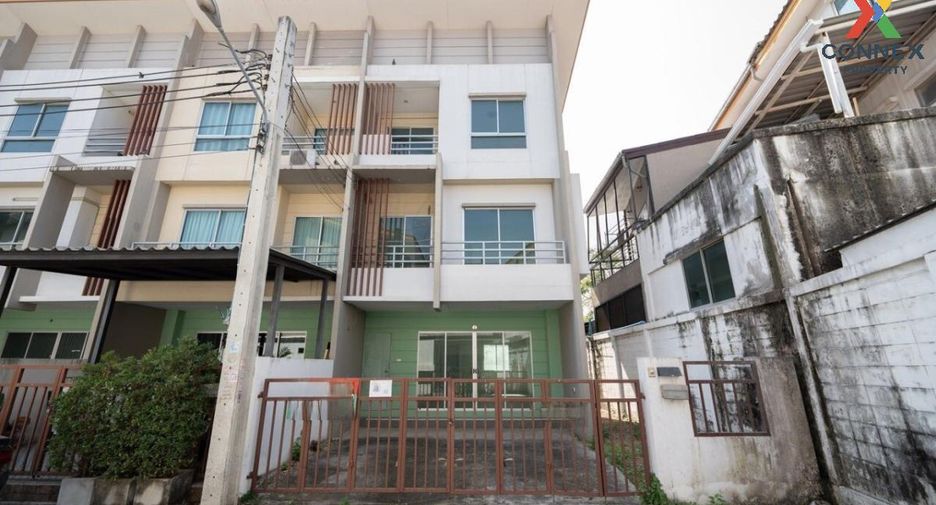 For sale 3 Beds townhouse in Mueang Nonthaburi, Nonthaburi