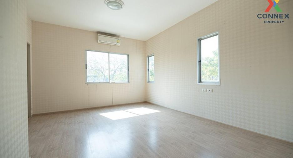 For sale 3 Beds townhouse in Mueang Nonthaburi, Nonthaburi