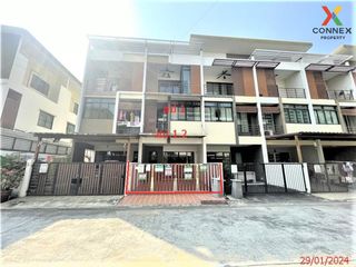 For sale 3 bed townhouse in Bang Khae, Bangkok
