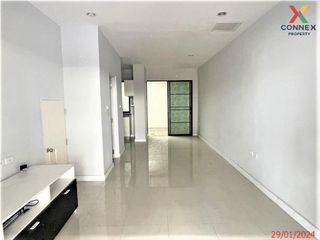 For sale 3 bed townhouse in Bang Khae, Bangkok