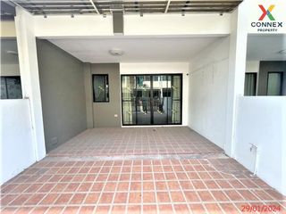 For sale 3 bed townhouse in Bang Khae, Bangkok