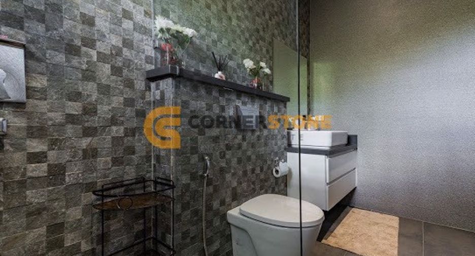 Haus zur Miete und zum Kauf mit 4 Zimmer in Bang Lamung, Chonburi