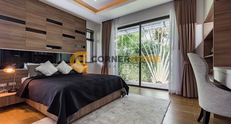 Haus zur Miete und zum Kauf mit 4 Zimmer in Bang Lamung, Chonburi