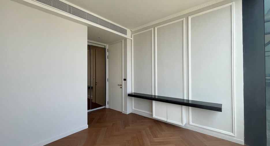 Condo en venta de 4 habitaciones en Bang Kho Laem, Bangkok