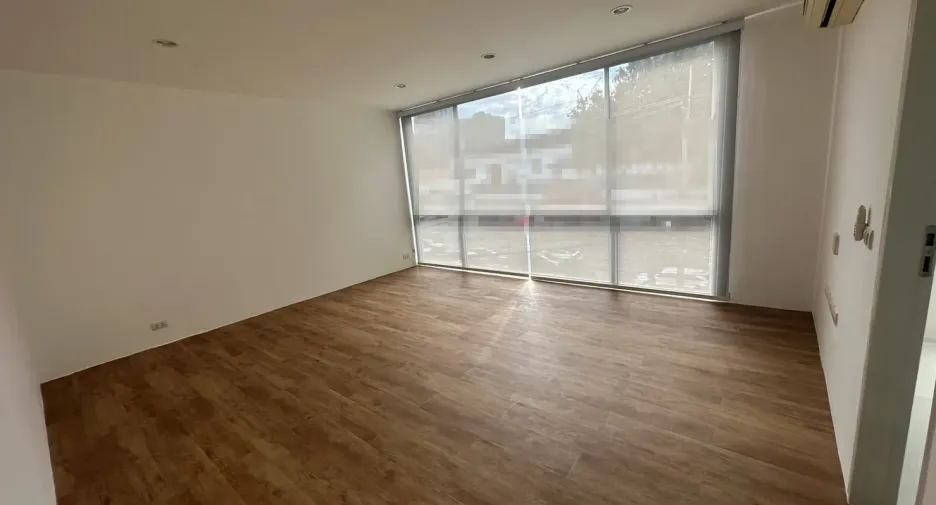 For rent office in Phra Khanong, Bangkok