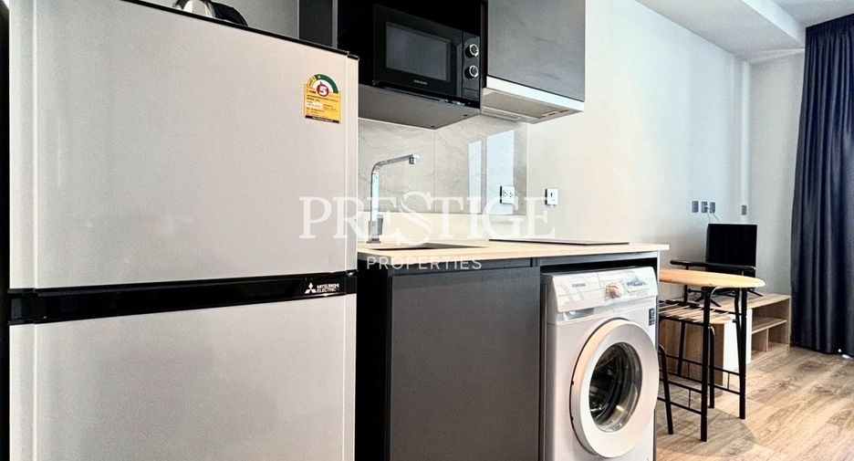 À vendre studio condo à Pratumnak, Pattaya