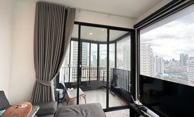 For sale 2 Beds condo in Watthana, Bangkok