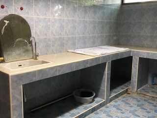 For sale 5 bed office in Huai Khwang, Bangkok