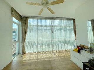 For sale 3 Beds house in Phra Khanong, Bangkok
