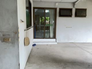 For sale 4 Beds house in Phaya Thai, Bangkok