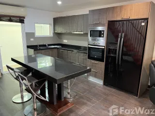 For rent 3 bed townhouse in Kathu, Phuket