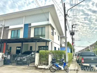 For sale 3 bed townhouse in Mueang Chachoengsao, Chachoengsao