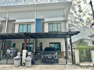 For sale 3 bed townhouse in Mueang Chachoengsao, Chachoengsao