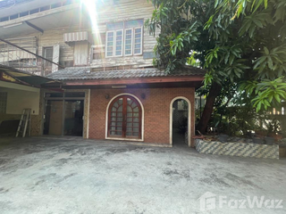 For sale 3 Beds house in Thon Buri, Bangkok