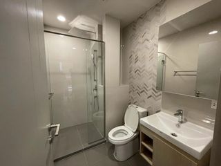 For sale 1 bed condo in Khlong Toei, Bangkok