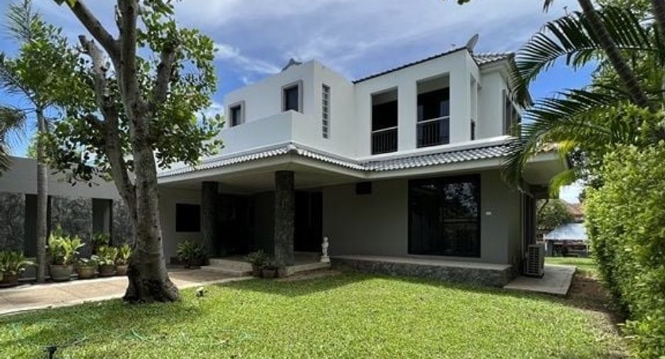 For sale 3 bed house in Sattahip, Chonburi