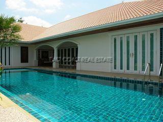 For rent and for sale 6 bed house in Bang Lamung, Chonburi