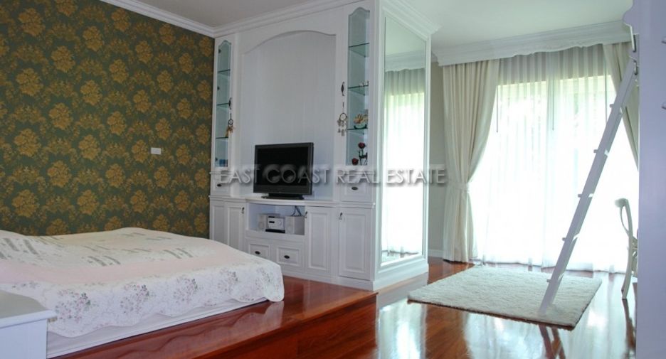For rent and for sale 6 bed house in Bang Lamung, Chonburi