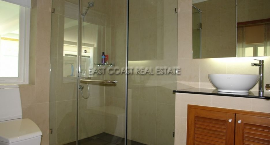 For rent and for sale 6 bed house in Bang Lamung, Chonburi